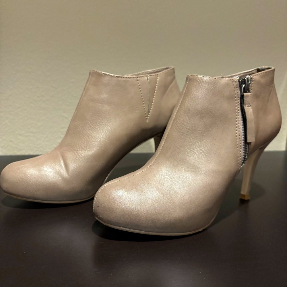 Madden Girl ankle booties